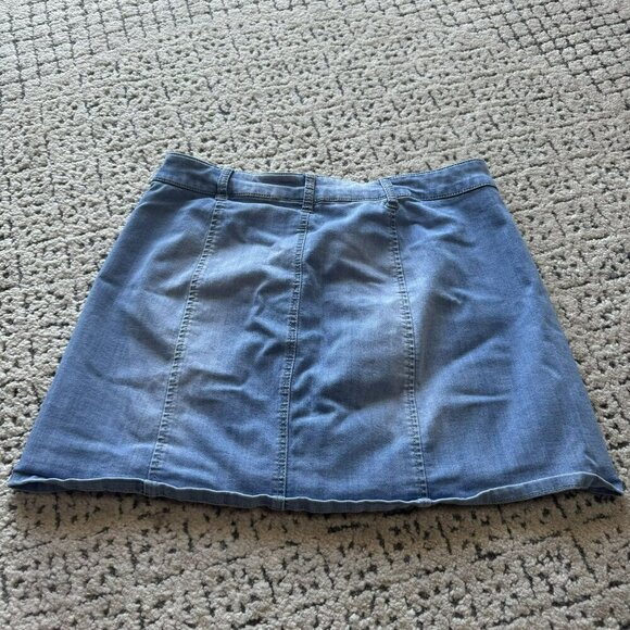 Celebrity Pink Button-Front Denim Blue Jeans Mini Skirt Teen Womens Size 13/31 - Picture 3 of 5